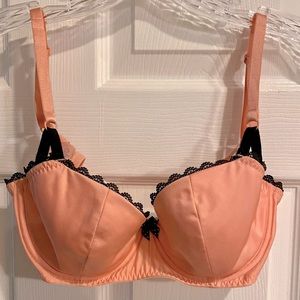 Victoria’s Secret push up balconette bra